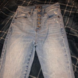 light wash high waisted jeans